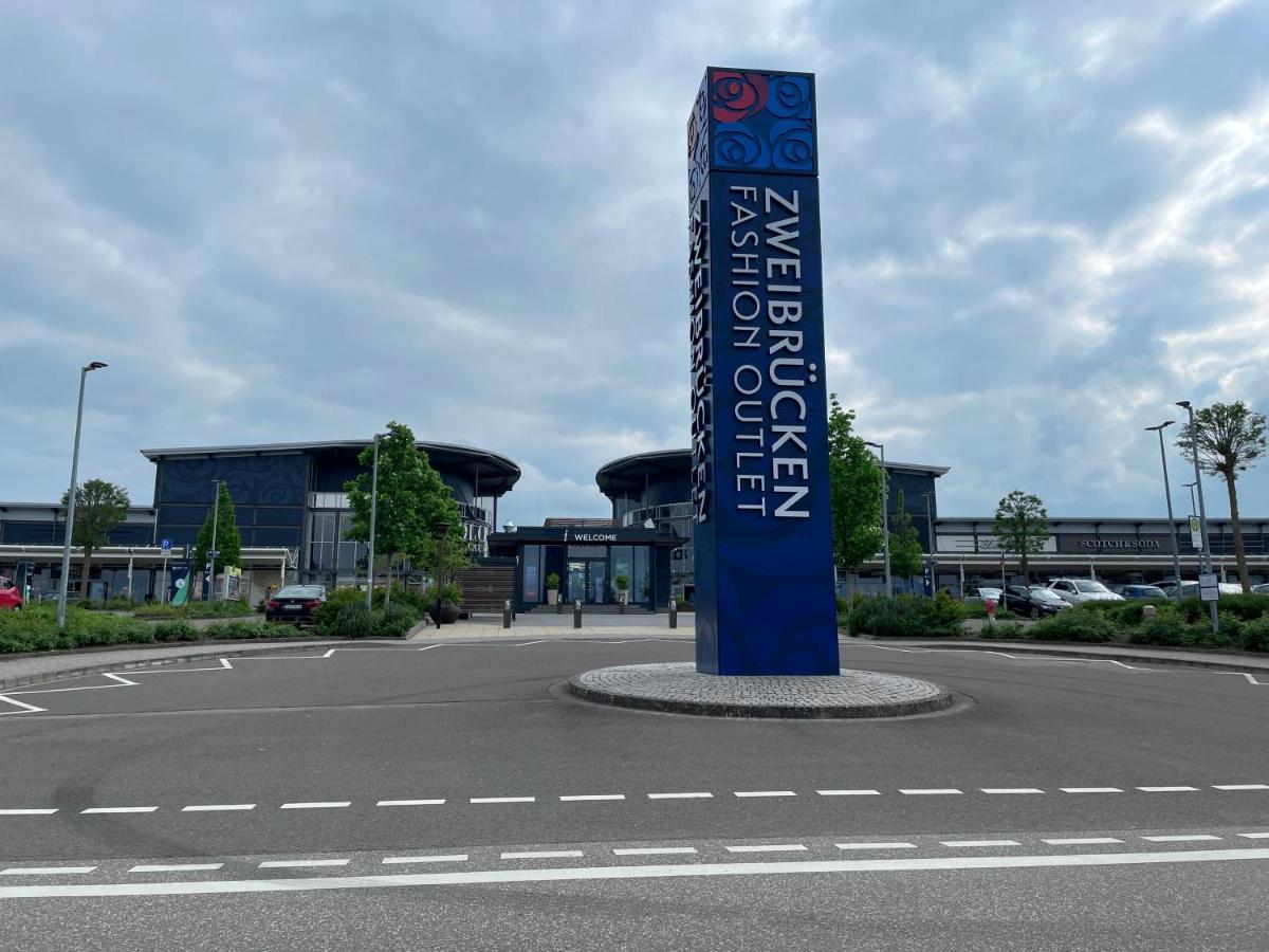 Schuhpartment Am Pfaelzer Wald Naehe Outlet Center Zweibruecken Apartment Pirmasens Exterior photo